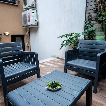 Spacious And Stylish 3br W Private Garden Lägenhet *