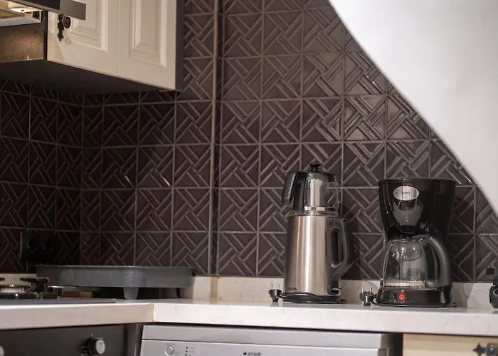 Spacious And Stylish 3br W Private Garden アパート