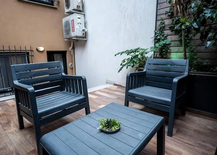 Spacious And Stylish 3br W Private Garden アパート *