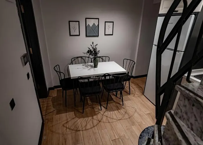 Apartmán Spacious And Stylish 3br W Private Garden *